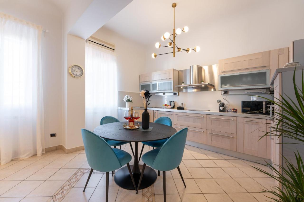 Elegant Suite Central Флоренция Экстерьер фото